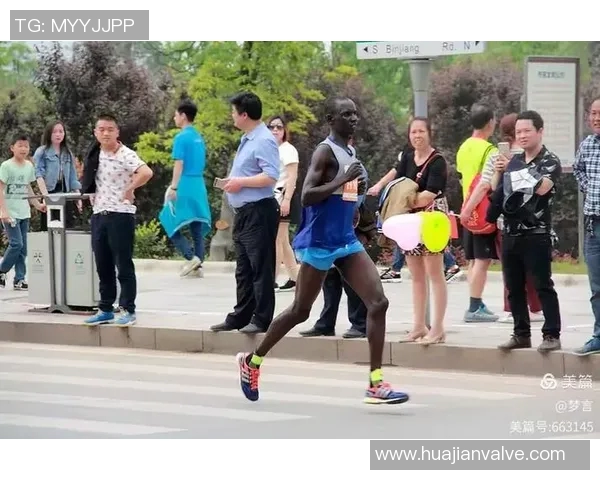 南京滑板队在马拉松大满贯中的团队协作表现精彩纷呈引人瞩目