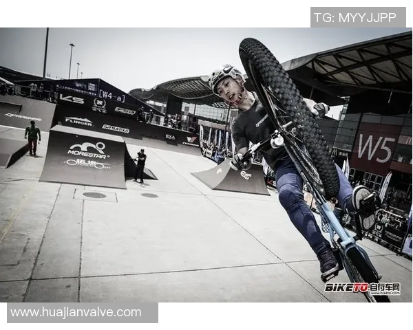 北京极限运动队灵活性对比及其对运动表现的影响分析 北京极限运动队灵活性对比及其对运动表现的影响分析