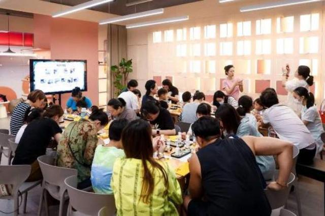 南宫28相信品牌的力量虹桥南丰城秋天季以“诗意贸易”激活都会